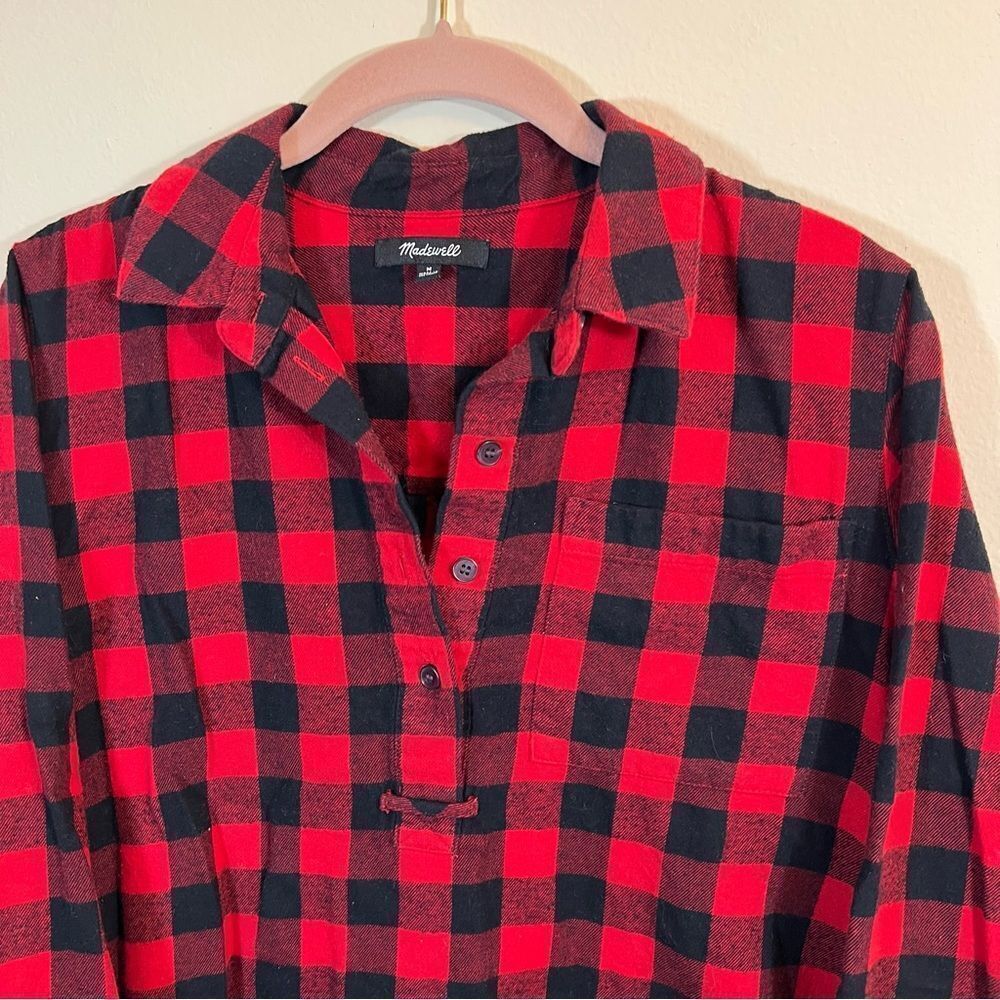 ✨ Madewell Women’s Red Black Buffalo Plaid Collared Long Sleeve Shirt Medium - Picture 2 of 11